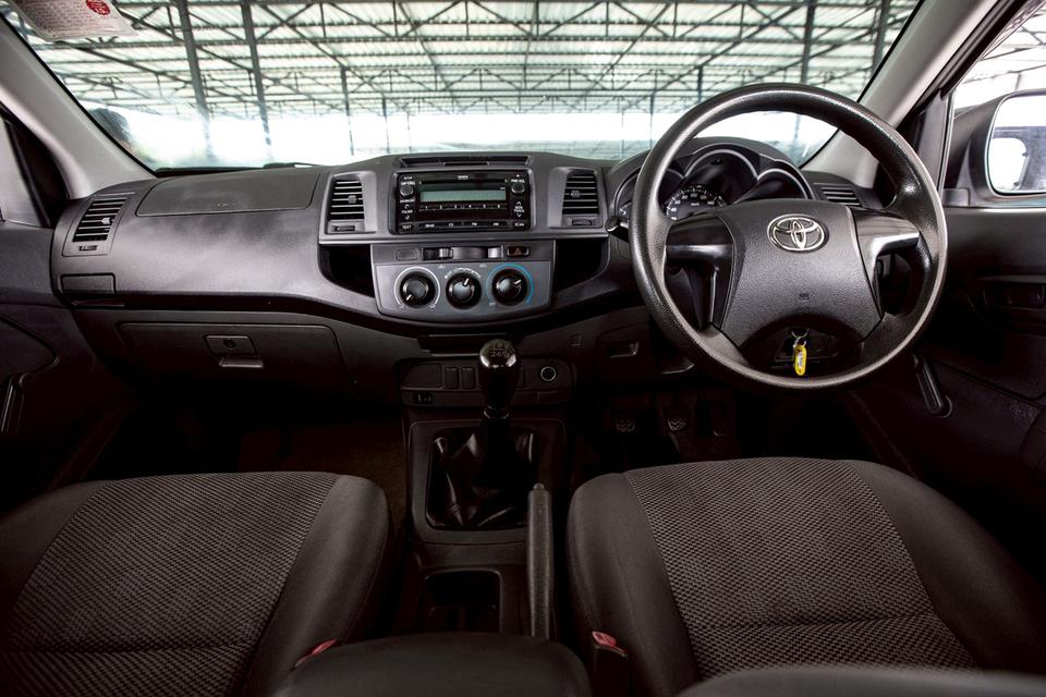Toyota Vigo Champ SmartCab 2.5J ดีเซล เกียร์ธรรมดา ปี 2014  สีขาว มือเดียวป้ายแดง 15