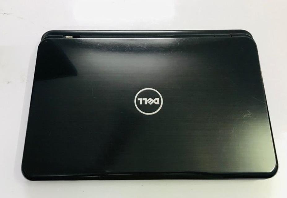 โน้ตบุ๊ค Dell 15.6 นิ้ว 4