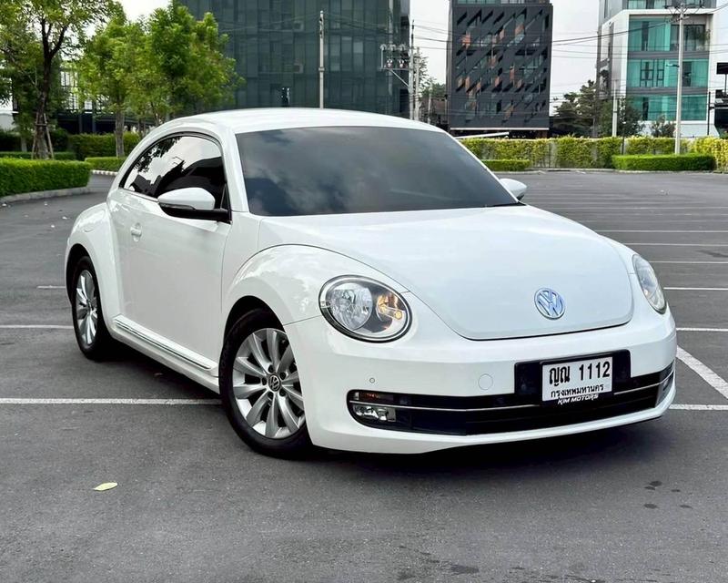 รหัสรถ QT1112 VOLKSWAGEN NEW BEETLE 1.2 TSI Turbo สีขาว ปี 2012จด2013 2
