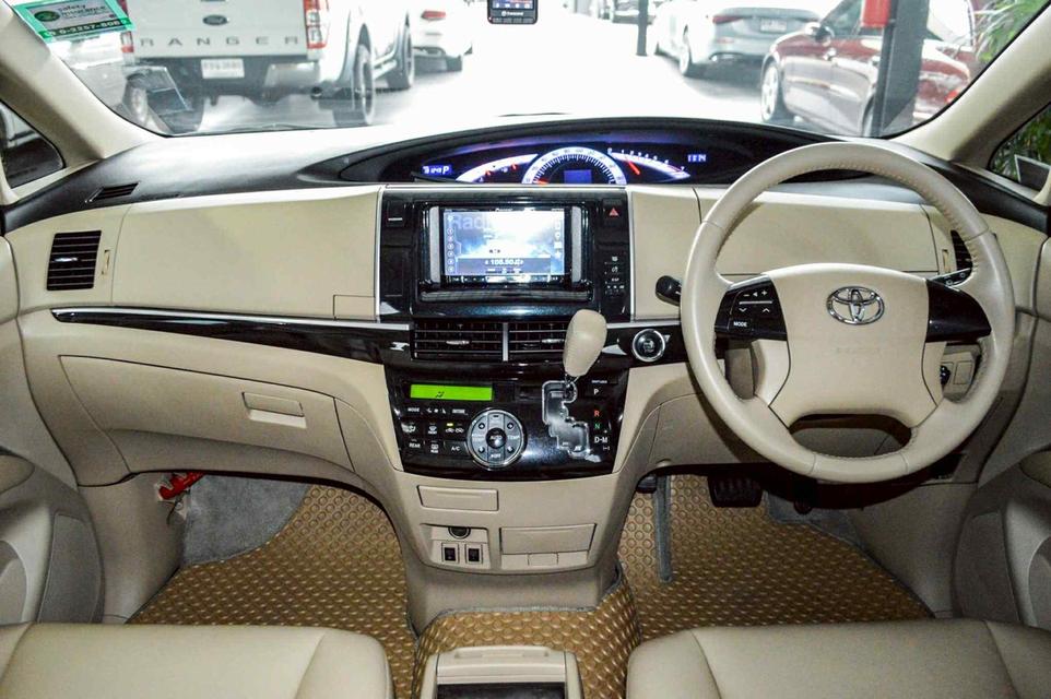 รถเข้าใหม่! Toyota Estima 2.4 Aeras ปี 2013 สภาพสวยจัด พร้อมใช้งาน 6