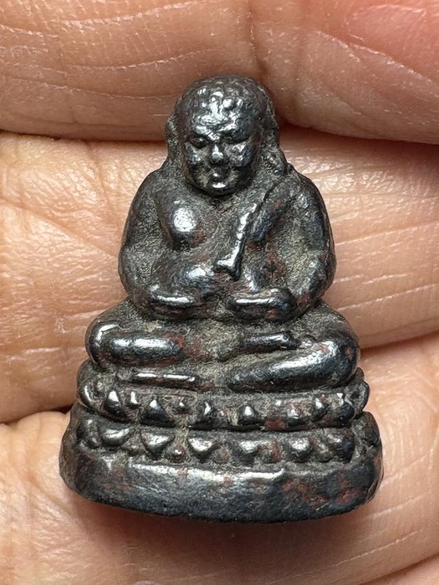 🙏รูปหล่อพระสีวลี ไม่ทราบที่🙏พระสังขจาย เนื้อเมฆพัตร องค์ละ 550 รูปที่ 6