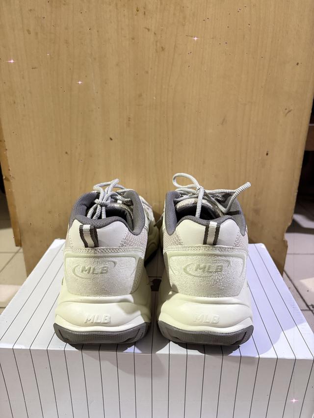 MLB cargo chunky suede 4