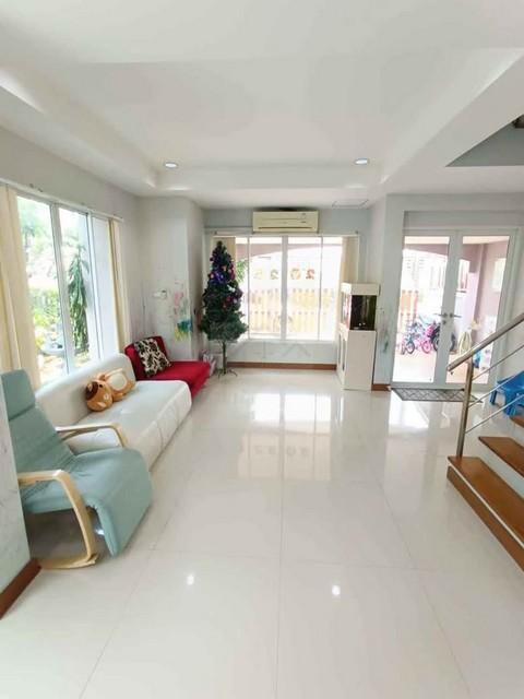 ขายทาวน์โฮม 3 ชั้น แปลงมุม หมู่บ้านซื่อตรง แกรนด์โฮม พหลโยธิน 34 (เสนานิคม 1) เงียบสงบ ทำเลดี เข้า-ออกสะดวกได้หลายทาง ใก 7