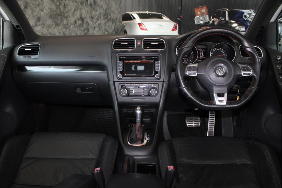 รหัสรถ JRS6605 Volkwagen Golf GTI 11