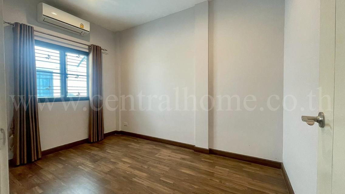 ทาวน์โฮม เฌอ วงแหวน - สาทร Built in พร้อมอยู่ 11