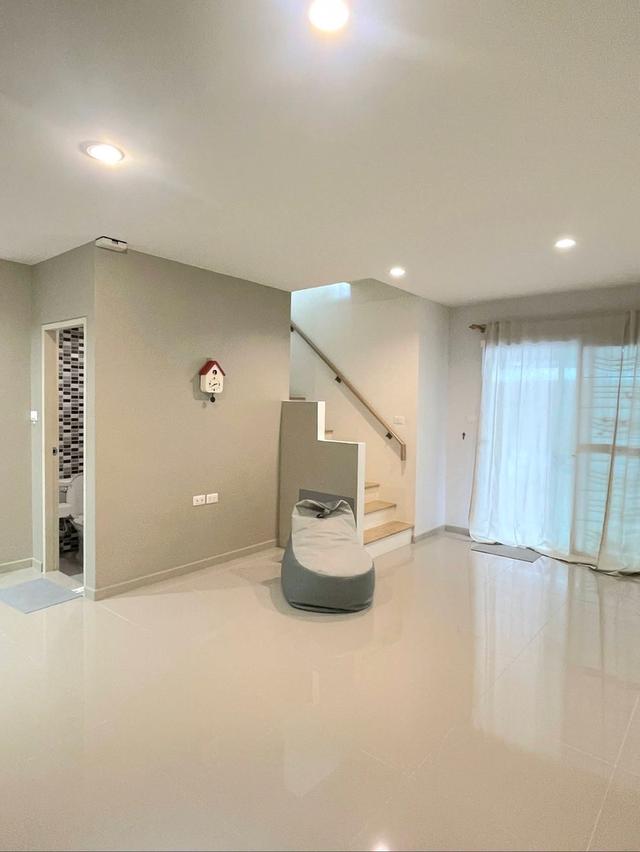 หมู่บ้านลุมพินี ทาวน์พาร์ค ท่าข้าม-พระราม 2 2