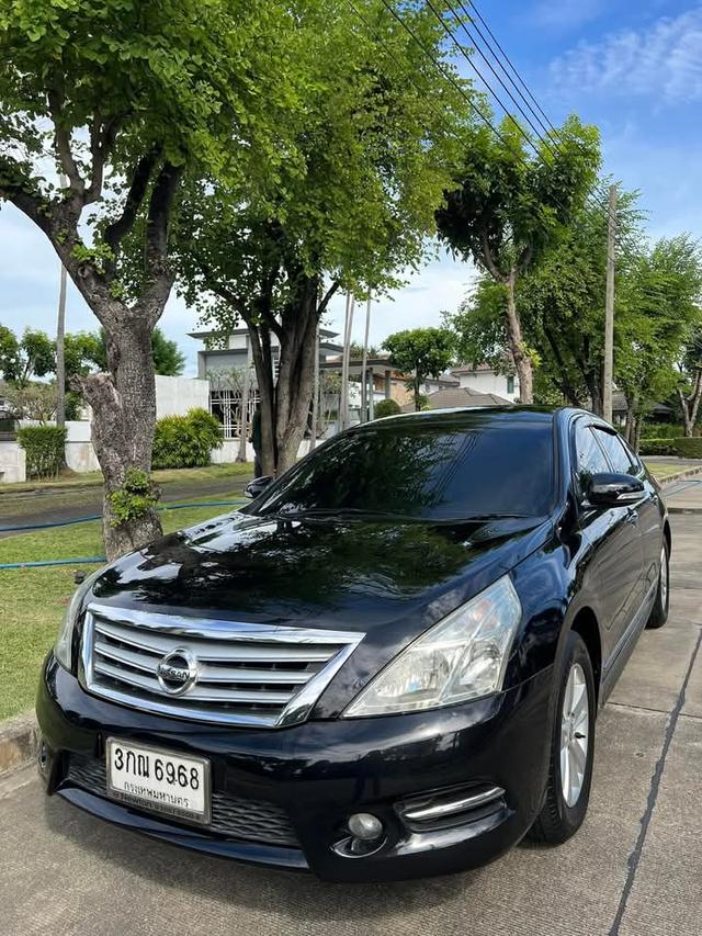 Nissan Teana สีดำ