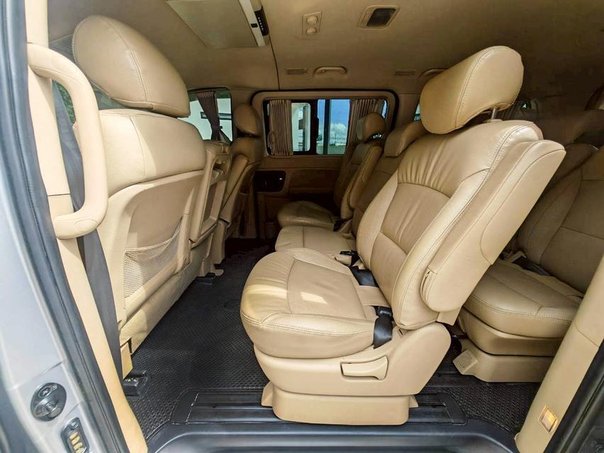 2017 HYUNDAI H-1 2.5 ELITE 10