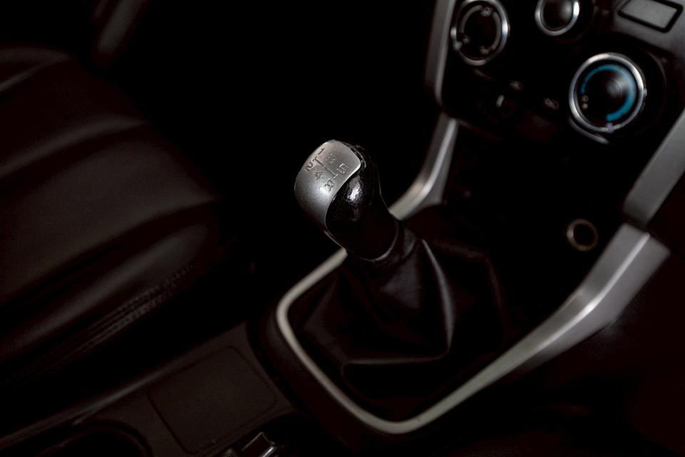 Isuzu D-Max Hi-Lander Cab 2.5 VGS Z ท๊อป ปี 2012 เกียร์ธรรมดา สีดำ  17