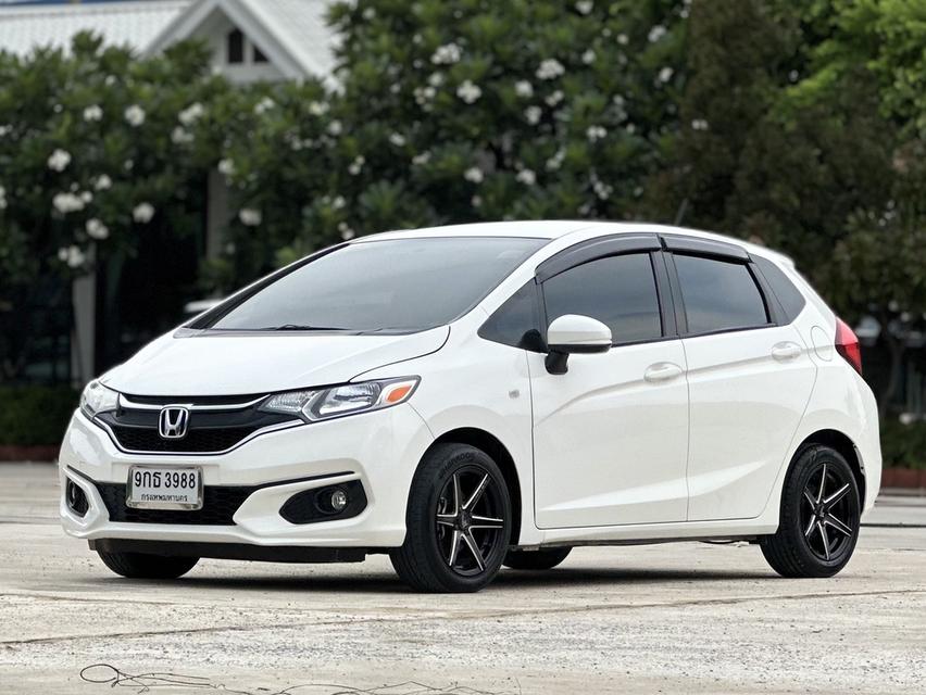 รหัสรถ PAT3988 Honda Jazz GK 1.5S A/T 2020 1