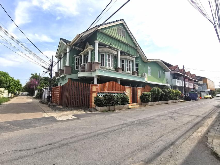 บ้านเดี่ยว “หลังมุม” บรรยากาศสงบ ทำเลพรีเมียม ย่านตลิ่งชัน ใกล้เมือง ใกล้รถไฟฟ้า