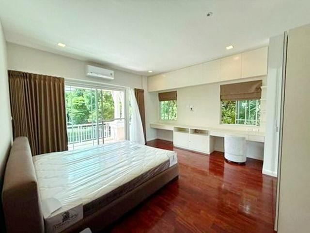 รพ.จุฬารัตน์7 500 ม.คฤหาสน์ 2 ชั้น พระราม9 อ่อนนุช ARL บ้านทับช้าง 2 กม.หลังมุม ตกแต่งครบพร้อมเฟอร์ฯ 3 นอน 3 น้ำ เดอะ พา 5