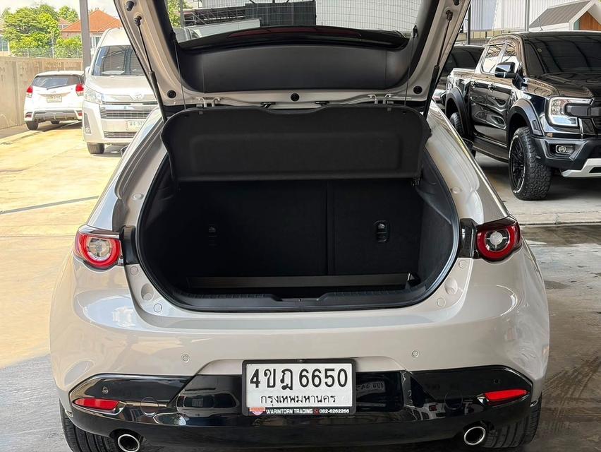 2023 MAZDA MAZDA3, 2.0 SP SPORTS โฉม ปี19-ปัจจุบัน 5Dr สีน้ำตาล ตัวท็อปสุด มือเดียวป้ายแดง จดทะเบียน 2023 รูปที่ 15