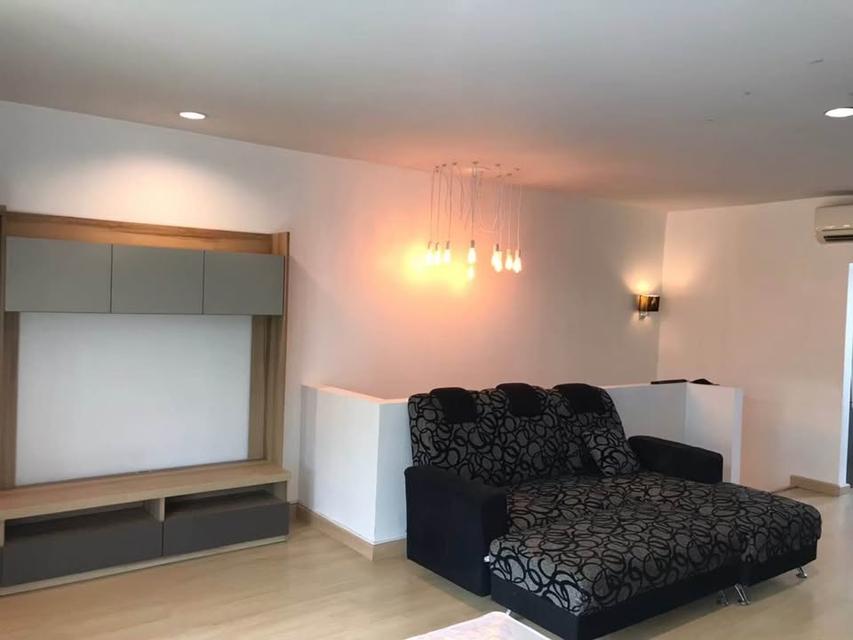 ให้เช่าบ้านลาดพร้าว ถนนลาดปลาเค้า บ้านตกแต่งครบ 3นอน 4น้ำ 2ที่จอดรถ หิ้วกระเป๋าพร้อมเข้าอยู่ 6