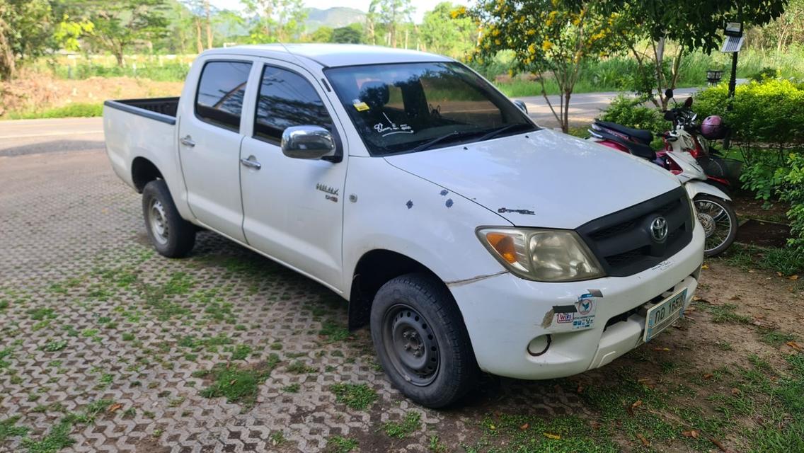 ขาย TOYOTA VIGO DUAL CAB 2.5 4 ประตู สีขาว ปี 2006  4