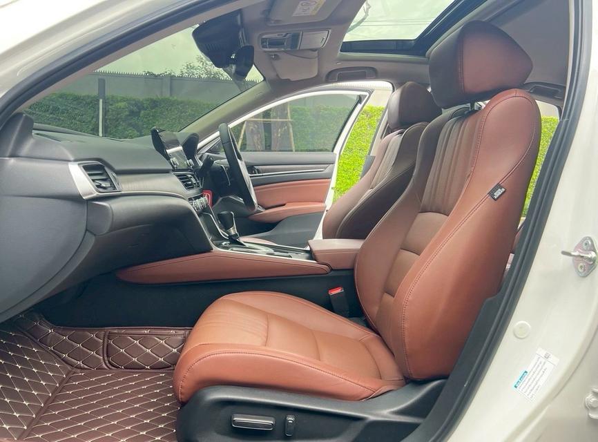 Honda #Accord 2.0 eHEV TECH ปี 2022 สีขาวมุก Top Sunroof ไมล์ 20,000 กม. 7