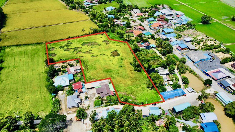 ขายด่วน ที่ดิน สิงห์บุรี อินทร์บุรี ชีน้ำร้าย 7 ไร่เศษ 9
