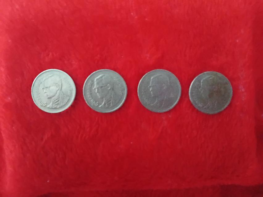 เหรียญ 1บาท ร. 9 ปี2551 รูปที่ 3