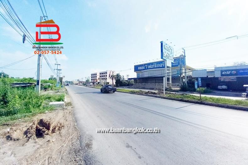 ที่ดินเปล่า ติดถนนสาย ปท.3004 (ลำลูกกา-คลอง 7) เนื้อที่ 28-2-42.9 ไร่ ใกล้สามแยกไฟแดง เส้น 3004 อำเภอลำลูกกา จังหวัดปทุมธานี 11