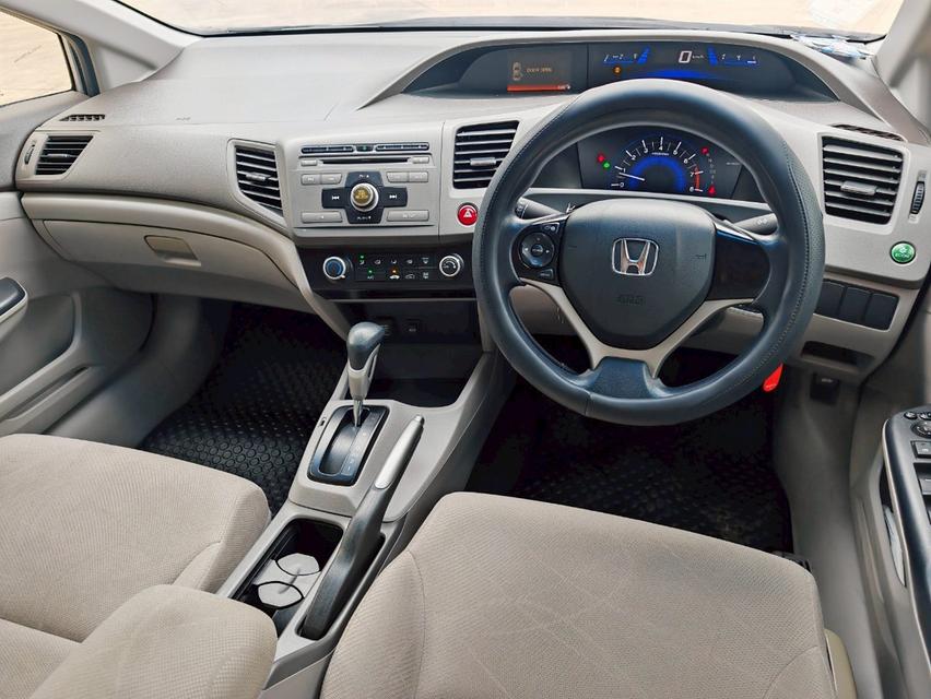 2013 HONDA CIVIC 1.8 S โฉม FB ไมล์ 80,000 กม. 9