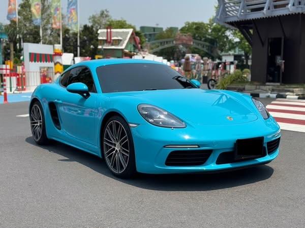 Porsche 718 Cayman S 2017  8
