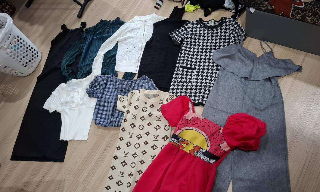 เสื้อผ้ามือสอง ชุดลำลอง