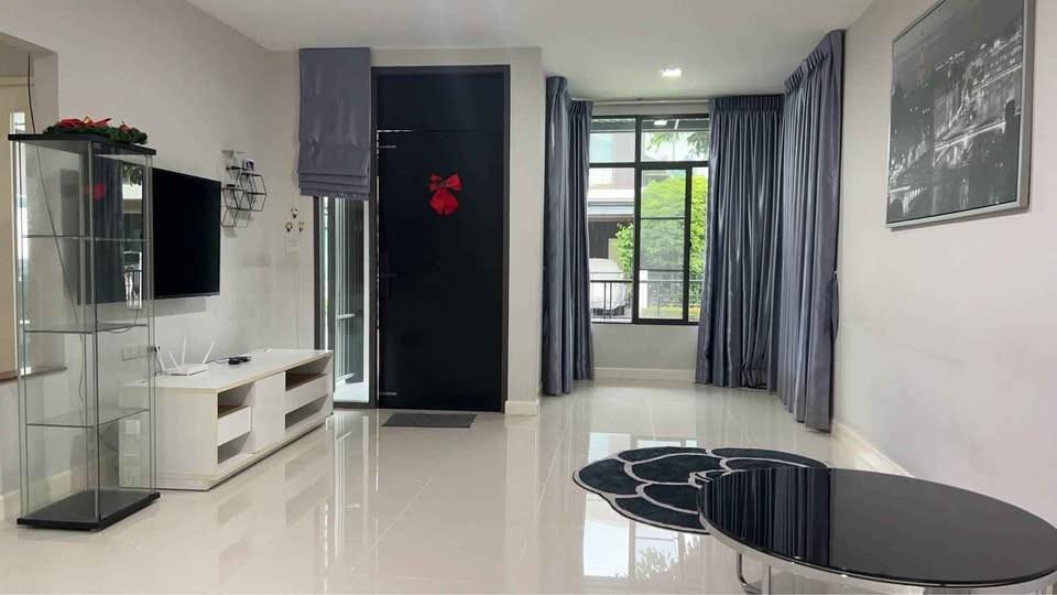 U1500 ให้เช่าบ้านเดี่ยว หมู่บ้านมัณฑนา เลค วัชรพล สุขาภิบาล 5 สายไหม ออเงิน Mantana Lake Watcharapol บ้านใหม่ มีเฟอร์ พร้อมอยู่ 2