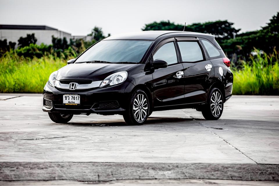 Honda Mobilio 1.5V ปี 2015 สีดำ 7 ที่นั่ง เกียร์ Auto 9