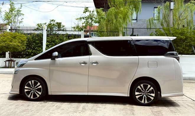 Toyota Vellfire 2.5 ZG Edition ปี 2019