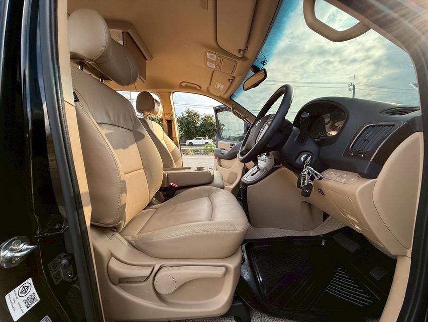 HYUNDAI H-1 2.5DELUXE AT ปี 2021 สีดำ 14