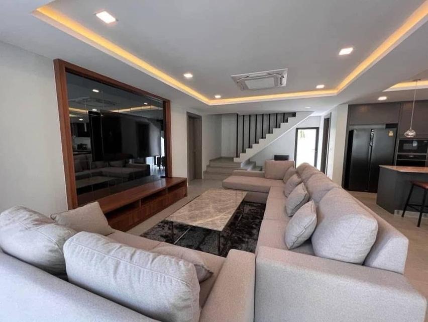 For sale whit tenant pool villa South Pattaya