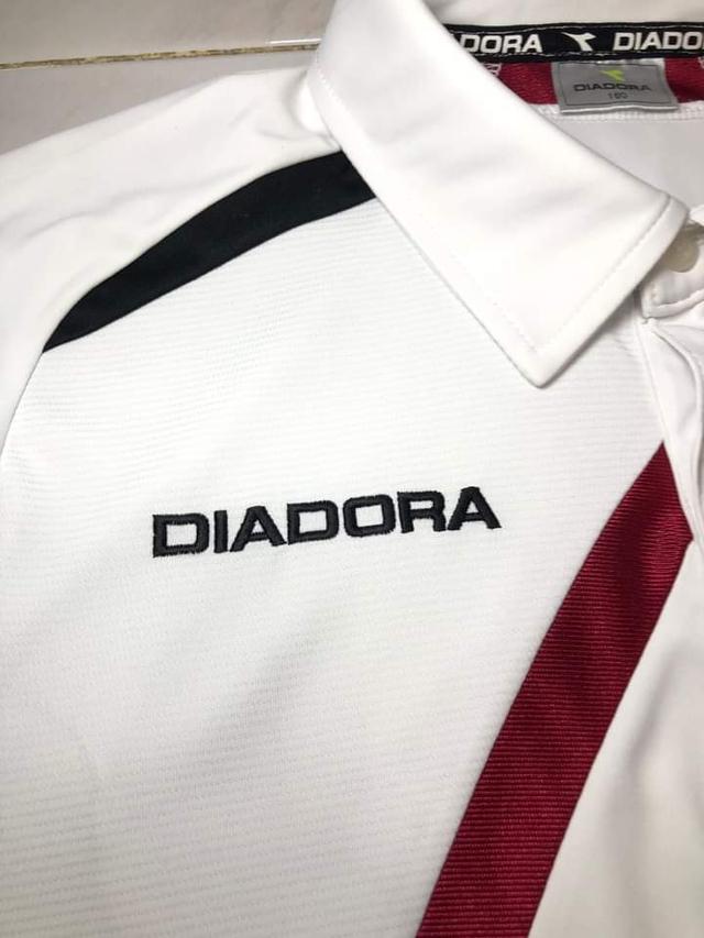 เสื้อเทนนิส แบรนด์ DIADORA 3