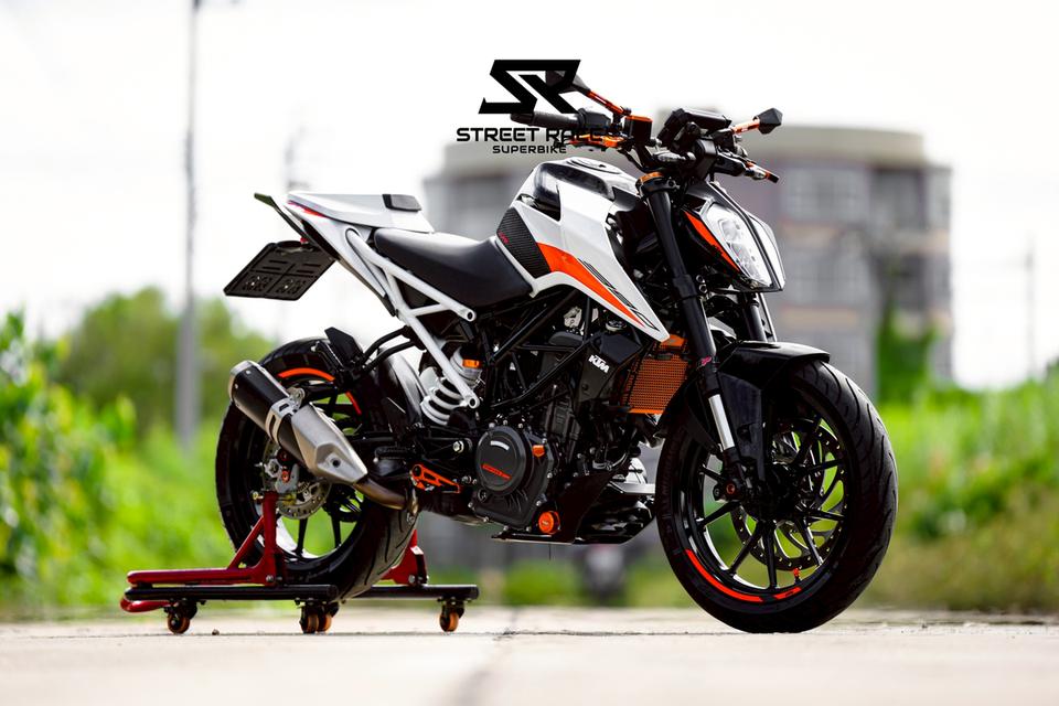 2023 KTM duke390 2023 – รถสวย หล่อ เท่ พร้อม ของแต่งคุมโทนส้ม หล่อๆ 11