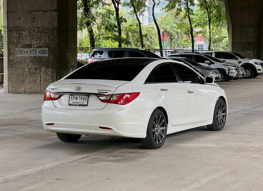 Hyundai SONATA 2.0 Sport Auto ปี 2013 4