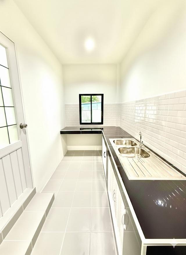 บ้านเดี่ยว ชั้นเดียว 3 นอน 2 น้ำ 2 จอดรถ 1 ต่อเติมครัวไทย ใกล้อมตะ ชลบุรี 9