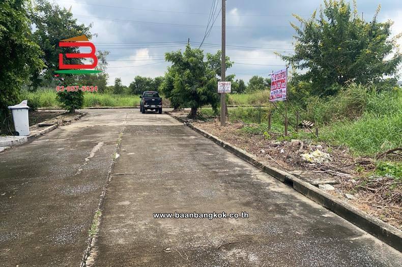 ที่ดินเปล่า หมู่บ้านกฤษดานคร 19 ซอยคลองหลวง24 (ทิชาชล 4/6) เนื้อที่ 182 ตร.ว ตำบลคลองหนึ่ง อำเภอคลองหลวง ปทุมธานี 2