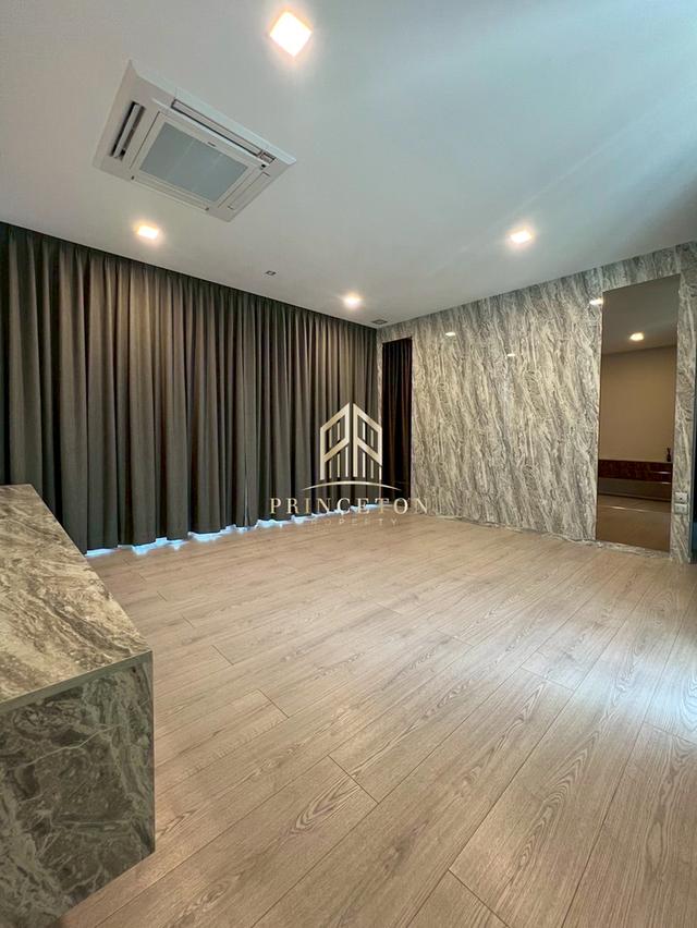 Luxury House For Sale VIVE Bangna in Modern Minimal Style 9