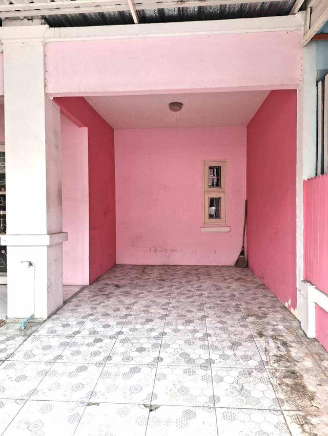 ให้เช่าบ้านเลี้ยงสัตว์ได้ ทาวเฮ้าส์ 2 ชั้น หมู่บ้านพฤกษาบี คลองสาม คลองหลวง ปทุมธานี ใกล้บิ๊กซีคลอง3,ดรีมเวิล์ด,ฟิวเจอร์ ขนาด 18 ตรว. 3นอน 2น้ำ 1 ครัว 3