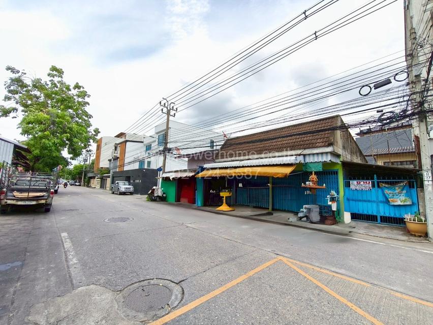 บ้าน 1 ชั้น พร้อมที่ดิน ซอยนนทบุรี 8 ใกล้โรงพยาบาลพระนั่งเกล้า ถนนนนทบุรี 1 ต.บางกระสอ อ.เมืองนนทบุรี จ.นนทบุรี 2