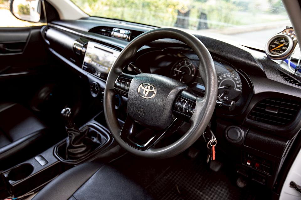 Toyota Revo 2.8J Plus Standard Cab ปี 2018 สีขาว เกียร์ธรรมดา กระจกไฟฟ้า 14