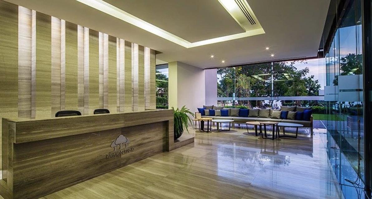 For rent Zire Wongamat Condo 52,000/month 12