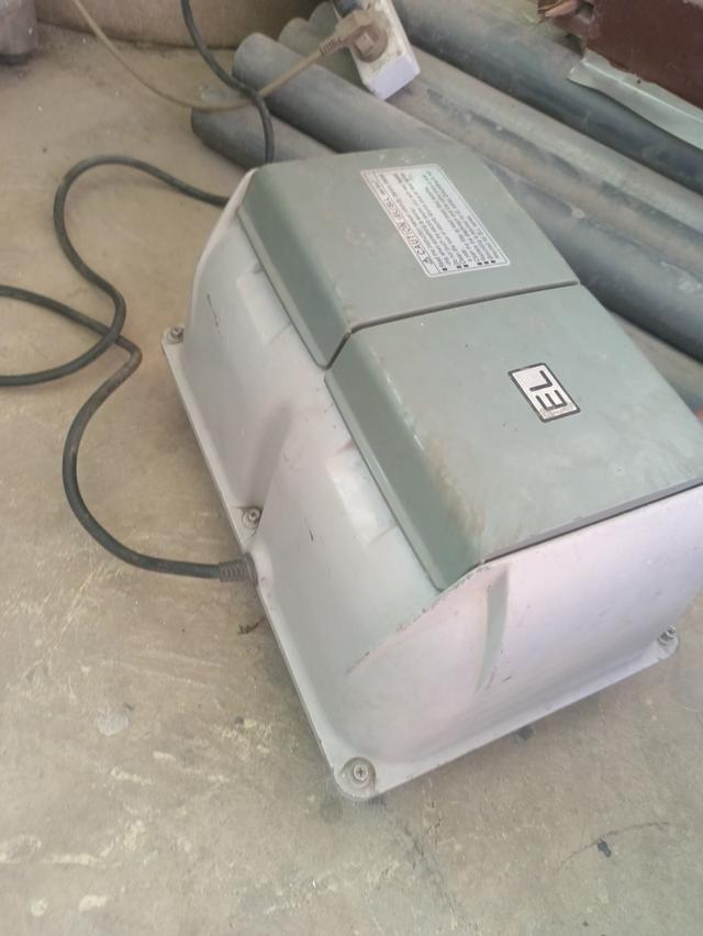 ออกซิเจนปลา สองสูบ lE 200 รูปที่ 2