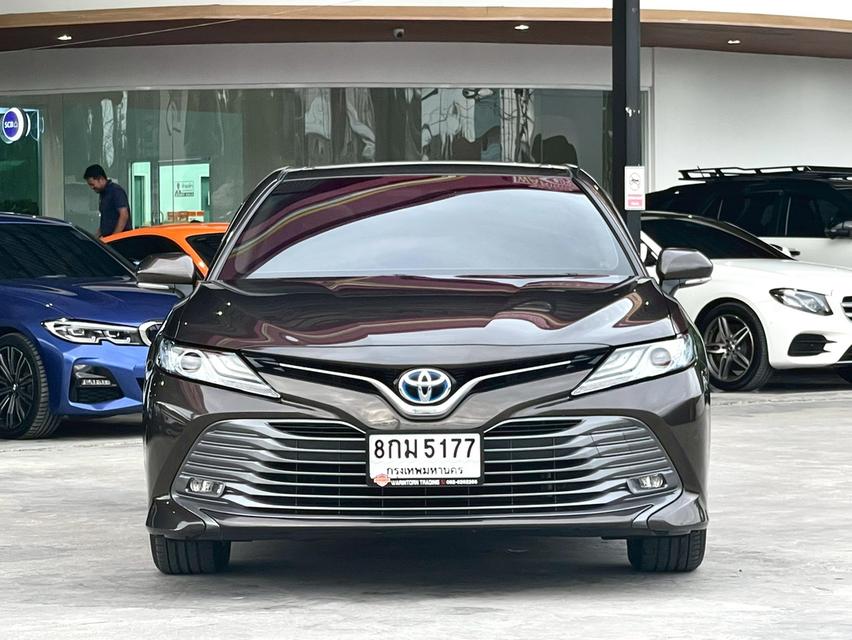 Toyota Camry 2.5Hybrid ปี19 2