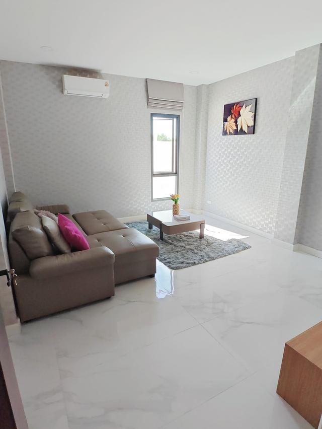 New villa style modern Pattaya 120,000/month 11