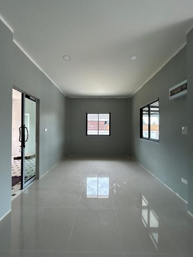 ขายบ้านจังหวัดนครปฐม อำเภอกำแพงแสน เนื้อที่110ตรว. ขนาด3ห้องนอน 2ห้องน้ำ ให้ที่ดินเยอะ ทำเลทอง ขายถูกที่สุดในย่านนี้  1