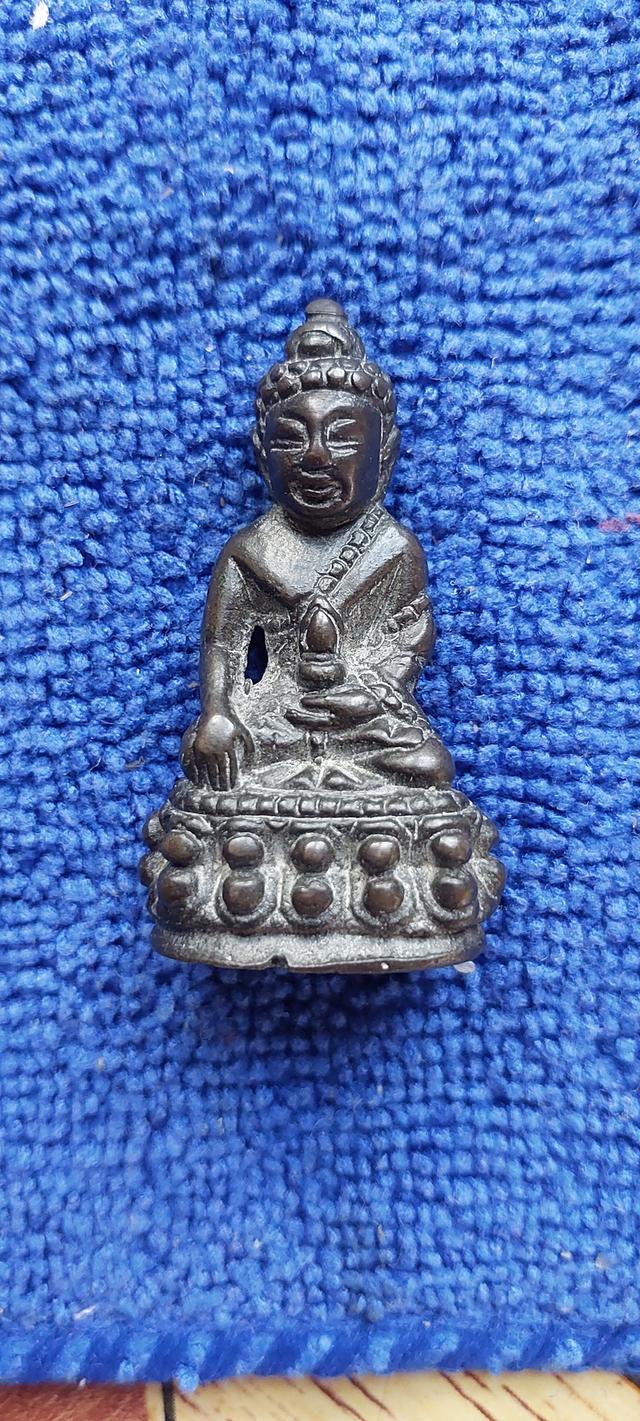 พระกริ่งพิมพ์ทรงคล้ายชินบัญชร