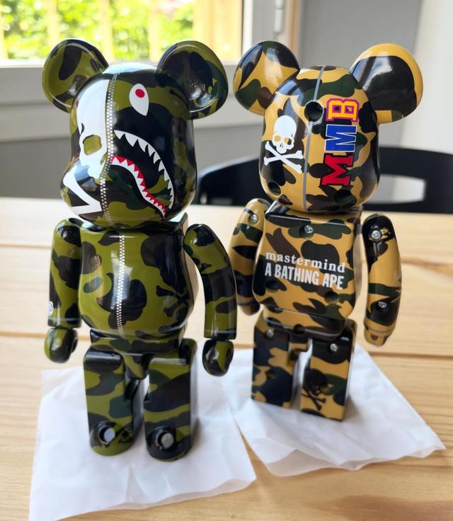 ส่งต่อ Bearbrick x Bape ตัวขนาด 400%