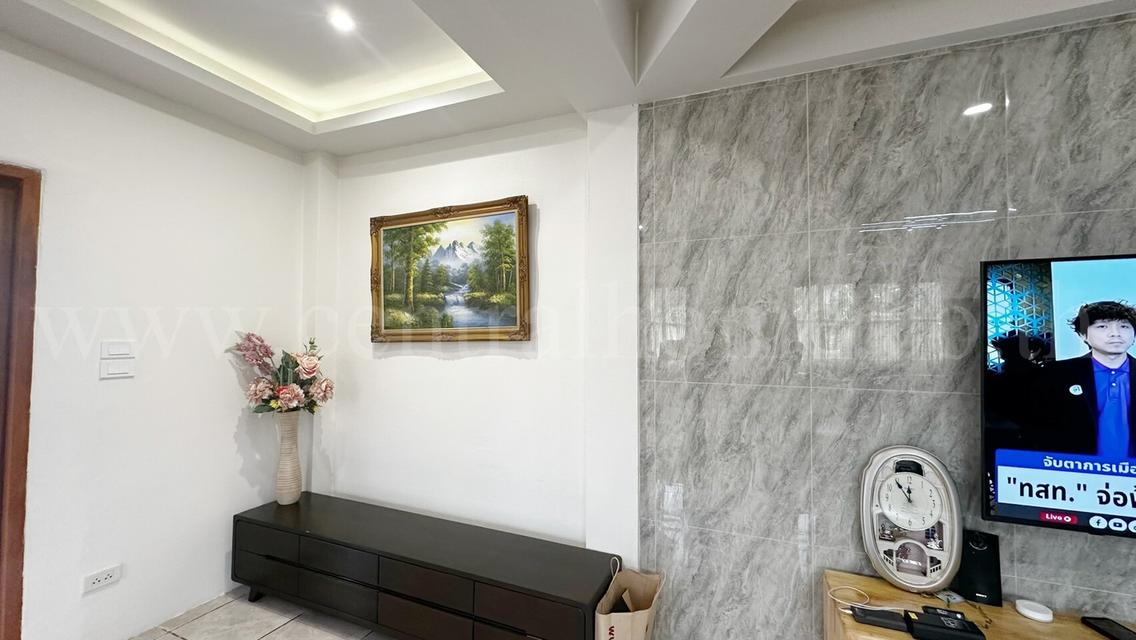 บ้านเดี่ยว 300 ตร.วา ธรรมสุธีร์ ปทุมธานี ติดตั้งโซลาเซลล์ ประหยัดไฟ พร้อมอยู่ 4