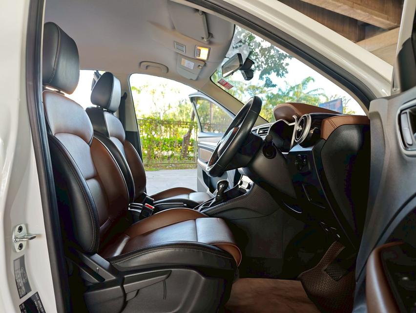 🔥ฟรีดาวน์ รถสวยมือเดียว ปีใหม่ ไมล์น้อย  MG ZS 1.5 D AT ปี 2018 16