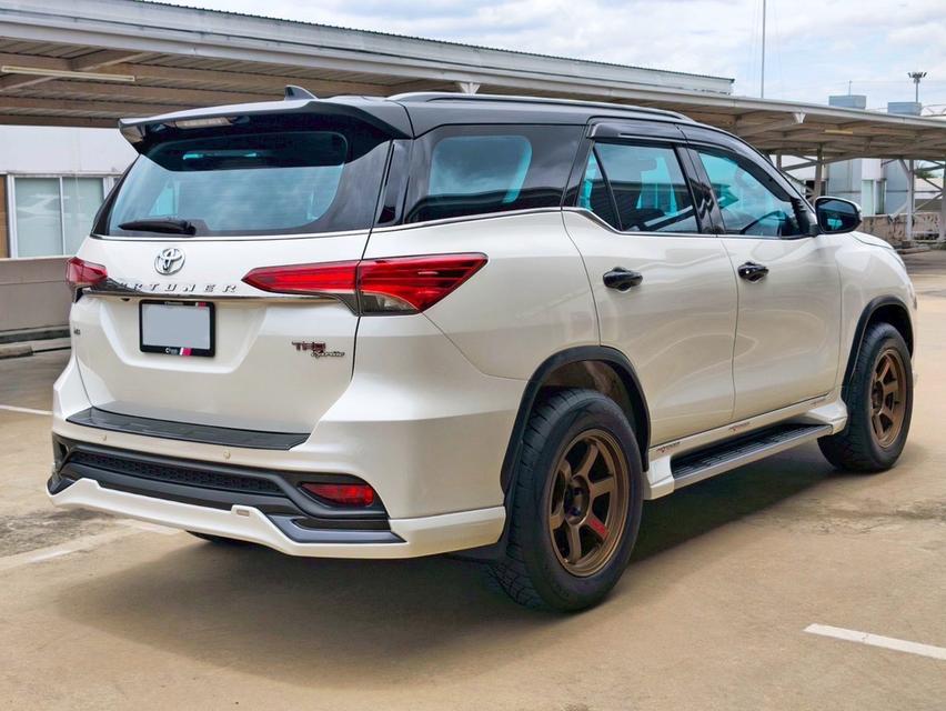 รหัสรถ CAT53 2018 Toyota Fortuner 2.8V TRD Sportivo Black Top ตัวท๊อป 6